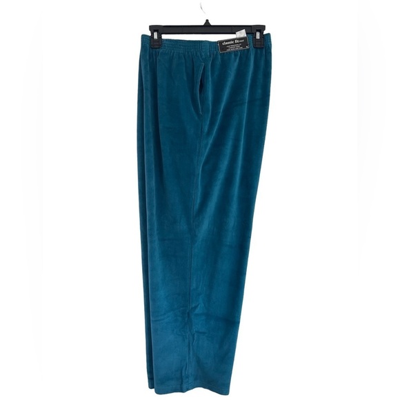 NWT Alfred Dunner Velour loungewear pants. SizeXL proportioned short. - Picture 2 of 7